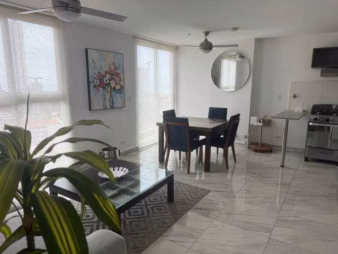 Alquiler de apartamento en bella vista - Imagen 2