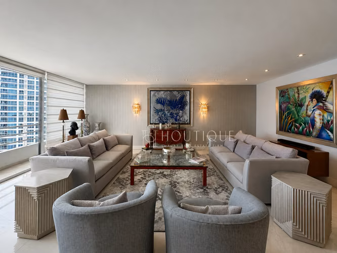 Venta de apartamento Linea blanca en PH Los Delfines, Avenida balboa