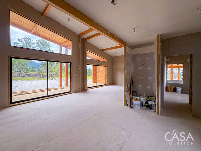 Casa de 3 Habitaciones con Energía Solar en Construcción en Agrorismo, Volcán | Pozo Privado