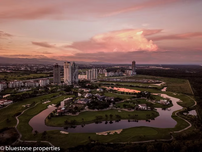 Santa Maria – Vista al Golf y al Mar – 380mts2 – 7,500 - Imagen 3