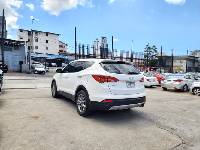 Hyundai Santa Fe 2015 - Imagen 5