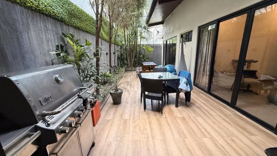 Oasis privado en San Francisco: casa remodelada, amoblada y lista para estrenar - Imagen 3
