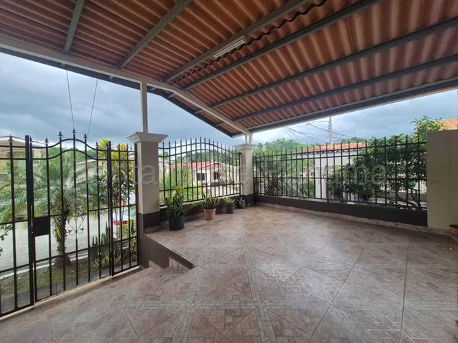 27755. Se alquila casa con o sin muebles, 133m, 3 recámaras, en Residencial - Imagen 2