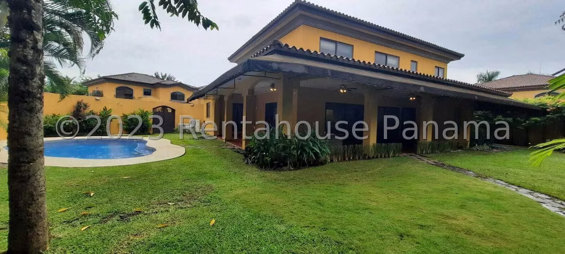 Casa en Venta en Costa del Este Con Piscina 24EPP2842