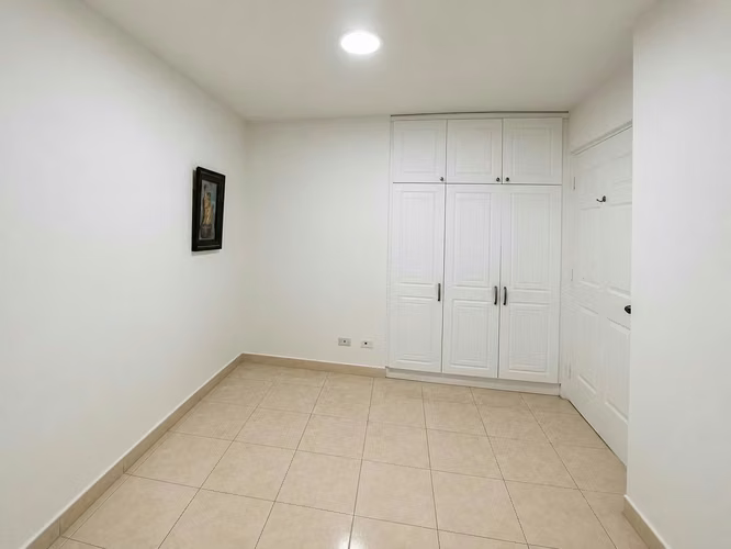APARTAMENTO EN ALQUILER EL CANGREJO AMOBLADO O SEMI AMOBLADO - C.J. - Imagen 12
