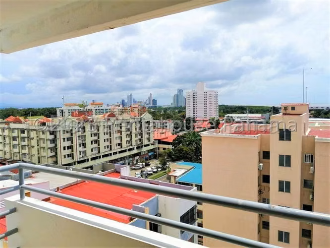 Se Vende Apartamento en Parque Lefevre YDU - Imagen 6