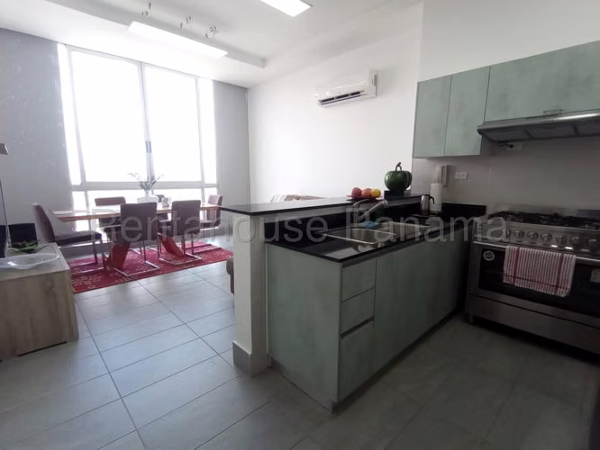 Se Vende Apartamento en Via España YDU - Imagen 3