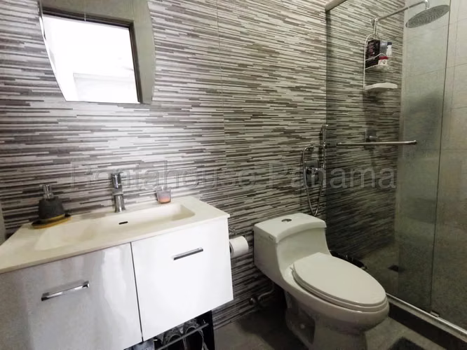 Se Vende Apartamento en Via España YDU - Imagen 9
