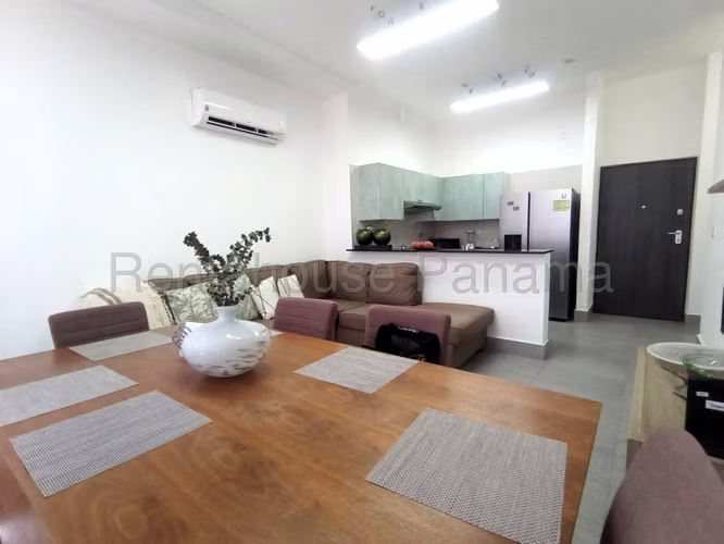 Se Vende Apartamento en Via España YDU - Imagen 4