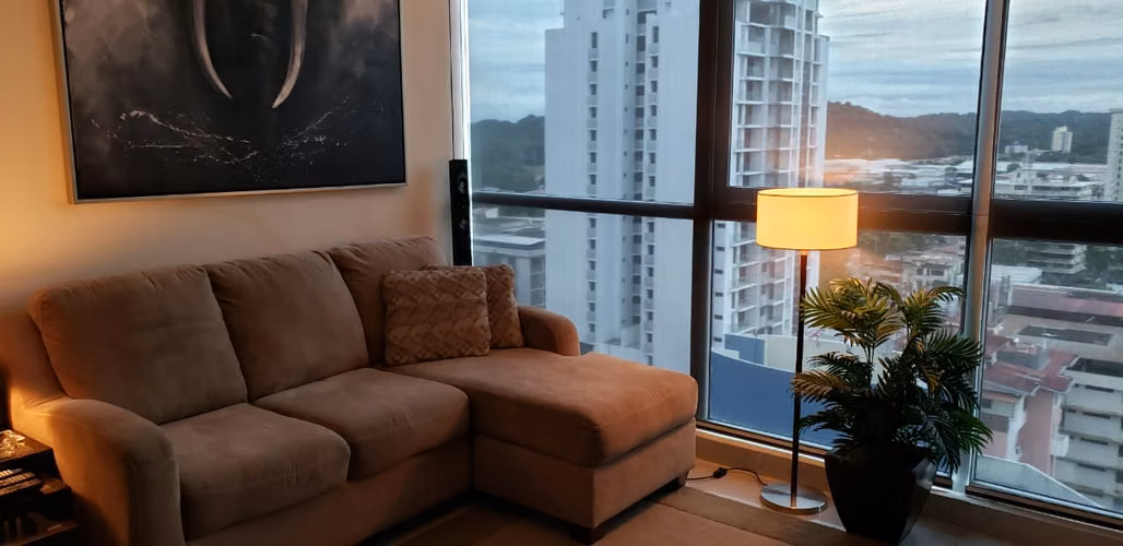 ALQUILER DE APARTAMENTO DE 1 RECAMARA  LOFT EN EL CANGREJO - Imagen 2