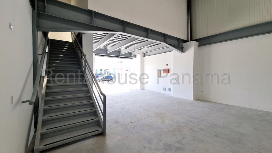 VENTA DE GALERA EN PARQUE LEFEVRE  - PANAMA VIEJO BC - Imagen 7