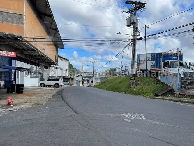 VENTA DE GALERA EN PUEBLO NUEVO  - AVENIDA LA LOMA LOTE A - Imagen 2