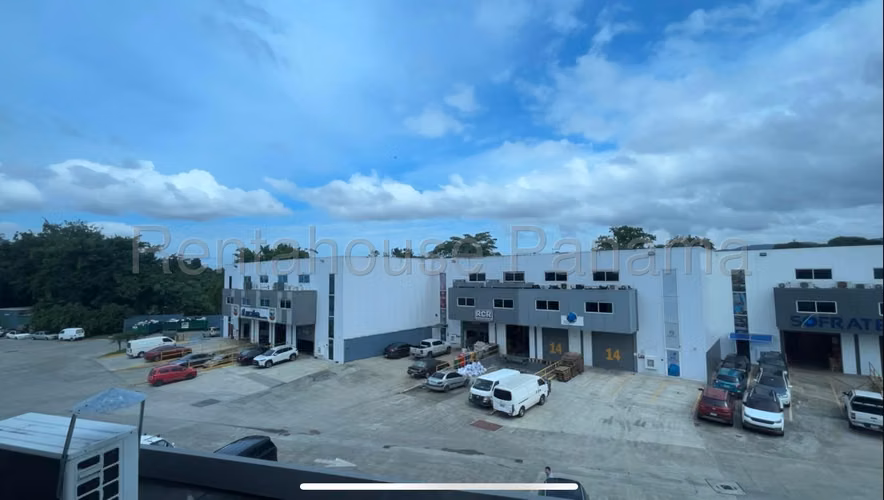 VENTA DE GALERA EN TOCUMEN  - DOS CAMINOS - Imagen 6