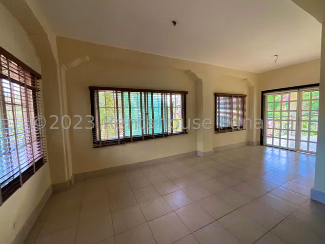 VENTA DE CASA ALBROOK GM