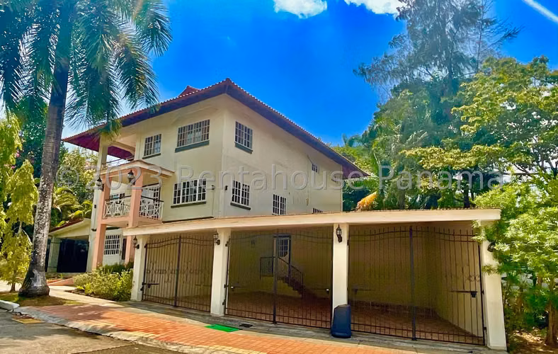 VENTA DE CASA ALBROOK GM
