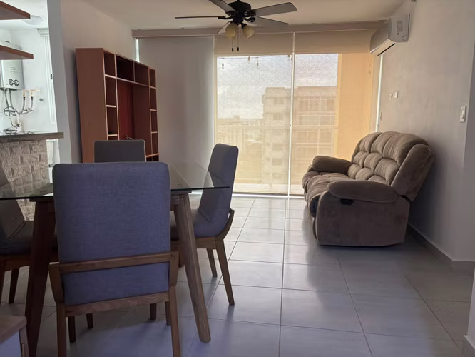 ALQUILER APARTAMENTO VIA ESPAÑA - Imagen 2