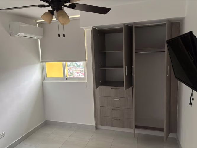 ALQUILER APARTAMENTO VIA ESPAÑA - Imagen 12