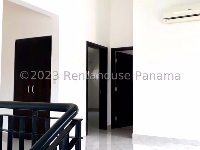 Casa en Venta en Clayton 26EPP4072 - Imagen 11