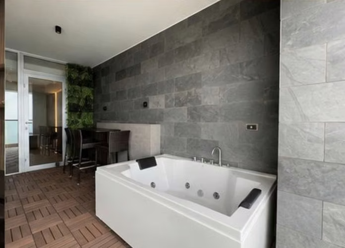 Apartamento Amoblado en Alquiler | Avenida Balboa | 155 m² | $2,100 2 Rec - Imagen 6