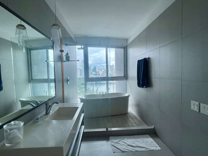 Apartamento de Lujo Frente al Mar | Avenida Balboa | 212 m² | $3,300 - Imagen 7
