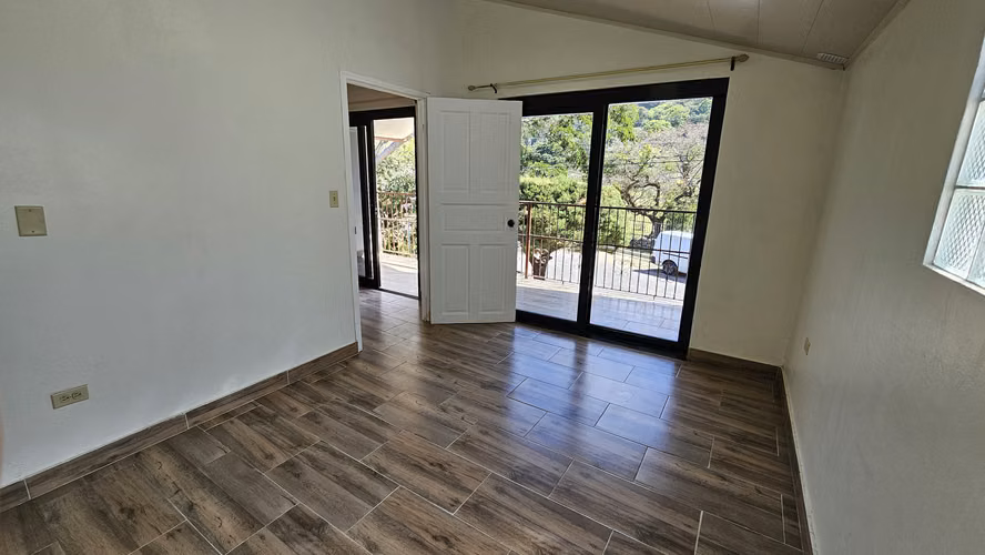 Casa Junto al Parque en Boquete Panama