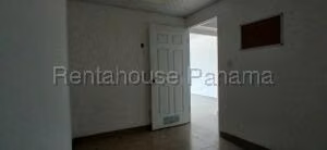 Local Comercial en Venta en Ancon 27jack1564