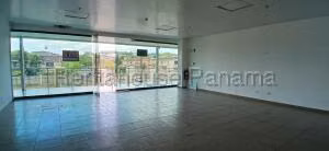 Local Comercial en Venta en Ancon 27jack1564