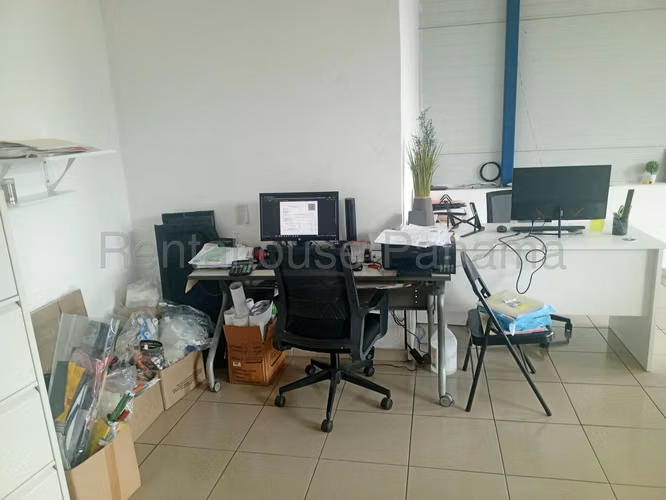 Vendo Galera en Tocumen LC26-4242