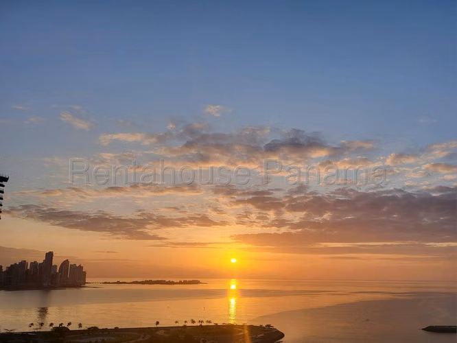 Vendo Apartamento en Avenida Balboa LC27-1566 - Imagen 3