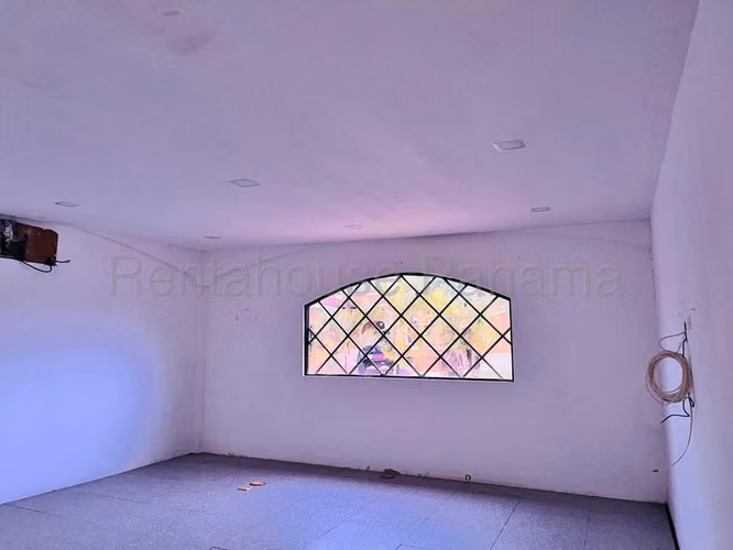 271392. Se vende a precio de remate casa con 4 recamaras y piscina - Imagen 18