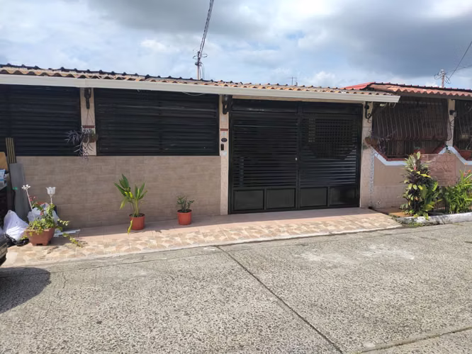 ALQUILO CASA REMODELADA AMOBLADA O LÍNEA BLANCA O VACÍA EN EL CRISOL - Imagen 20