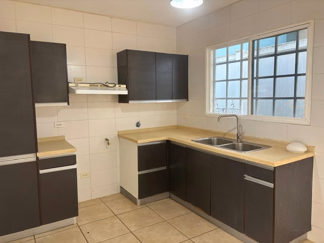 VENTA DE CASA EN PASEO DEL NORTE - Imagen 4