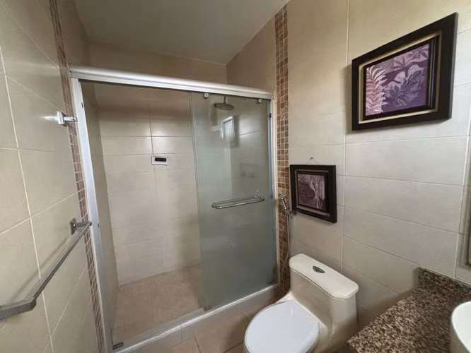VENTA DE CASA EN PASEO DEL NORTE - Imagen 9