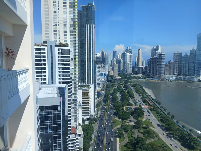VENDO VISTA AL MAR!! AMOBLADO, 1 RECAMARA. AVENIDA BALBOA