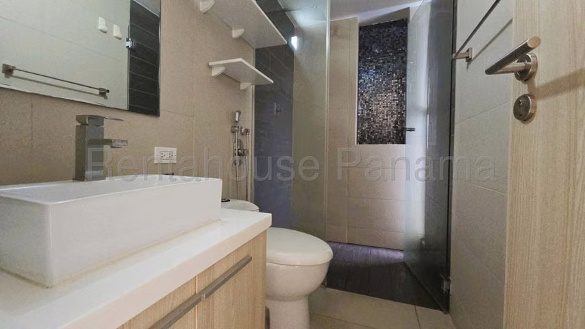 Alquiler de Apartamento en El Carmen J1502GRR - Imagen 18