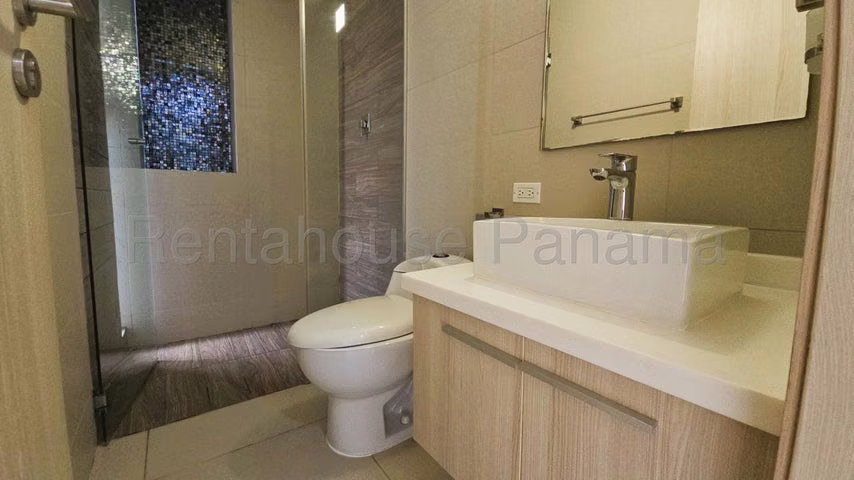 Alquiler de Apartamento en El Carmen J1502GRR - Imagen 19