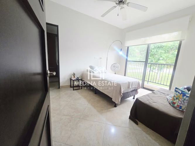 Alquiler Garden Apartamento en Embassy Club, Clayton, con 3 habitaciones y balcón. - Imagen 9