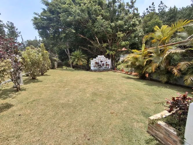 SE VENDE ACOGEDORA CASA CON VISTA EN LOS ALTOS DE CERRO AZUL - Imagen 15