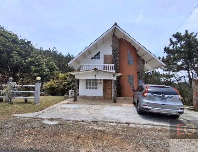 SE VENDE ACOGEDORA CASA CON VISTA EN LOS ALTOS DE CERRO AZUL - Imagen 2