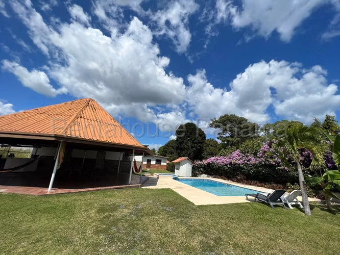 Venta Casa Coronado - YD