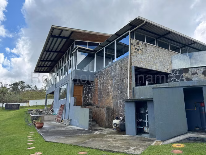 Venta Lujosa Casa Cerro Azul - YD - Imagen 18
