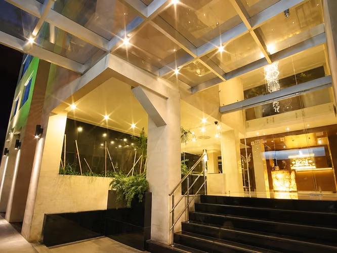 VENTA DE EDIFICIO TIPO HOTEL, EL CANGREJO
