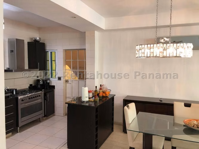 Venta de Casa en Altos de Panama KC - Imagen 3