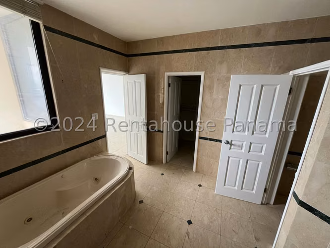 Venta de Apartamento en Paitilla Ph Golden Palace NS - Imagen 8