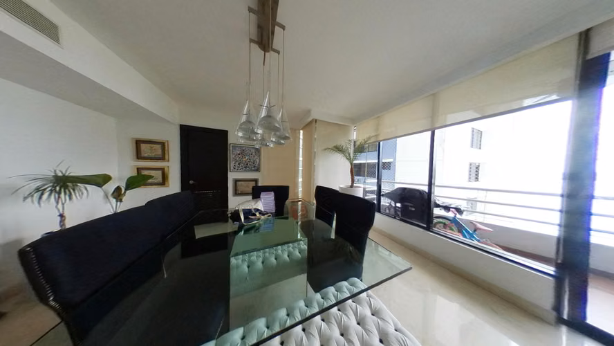 Venta de Apartamento en Avenida Balboa Ph Los Delfines NS - Imagen 3