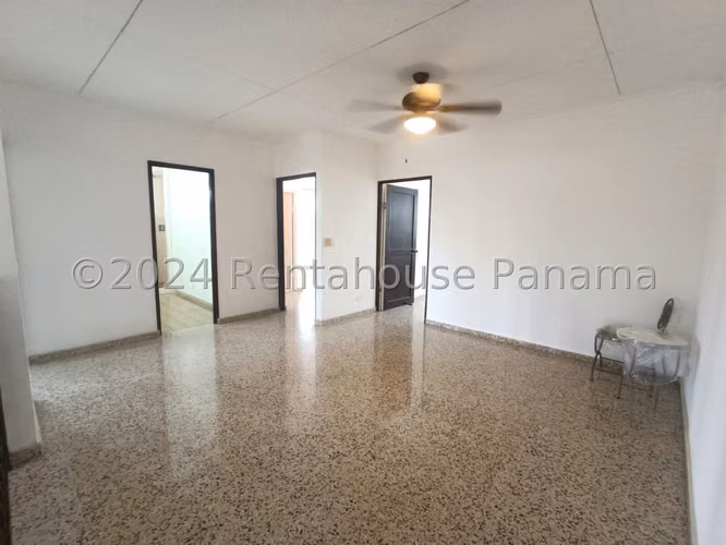 Venta de Casa en Altos del Golf Loma Alegre NS
