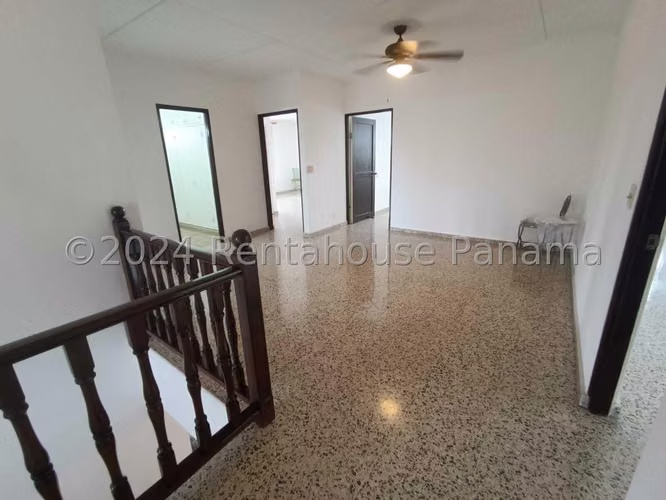 Venta de Casa en Altos del Golf Loma Alegre NS