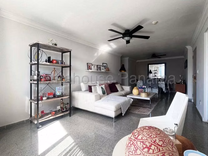 Venta de Apartamento en La Loceria MPM27-1606