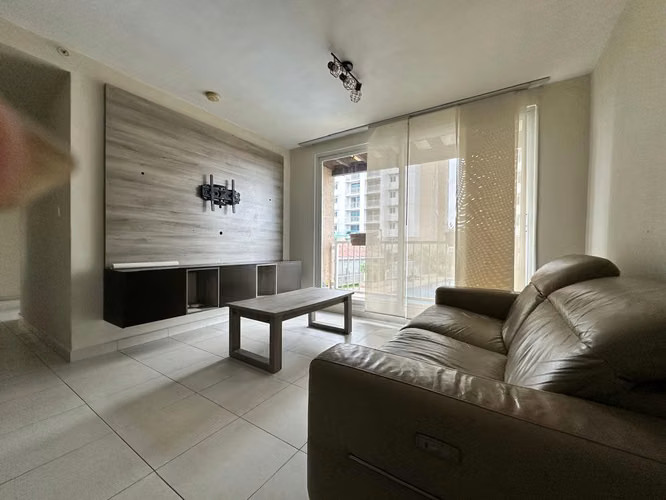 ALQUILER APARTAMENTO AMOBLADO EN TORRES DE VERSALLES II - Imagen 4