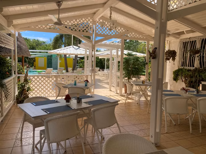VENTA RESTAURANTE EN PUNTA CHAME - Imagen 2
